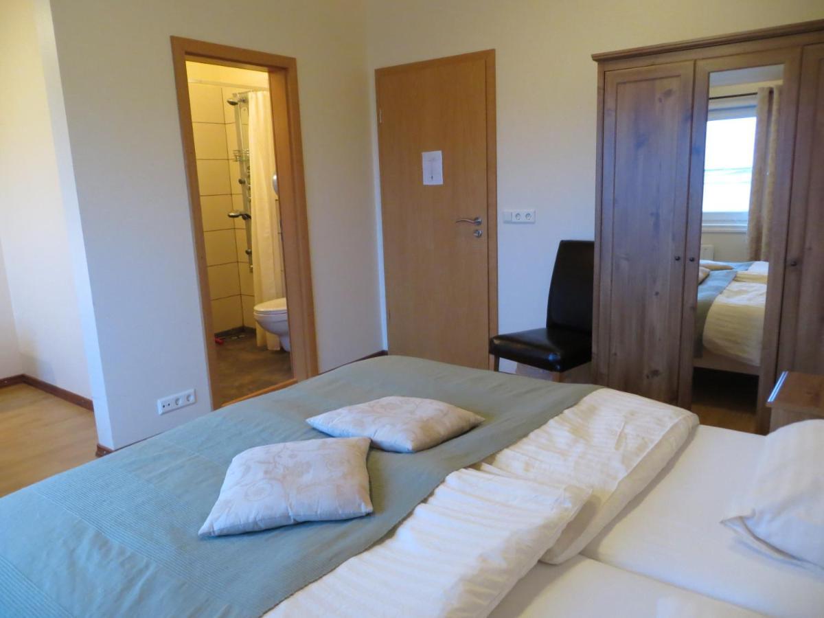 Guesthouse Vellir Vík Δωμάτιο φωτογραφία